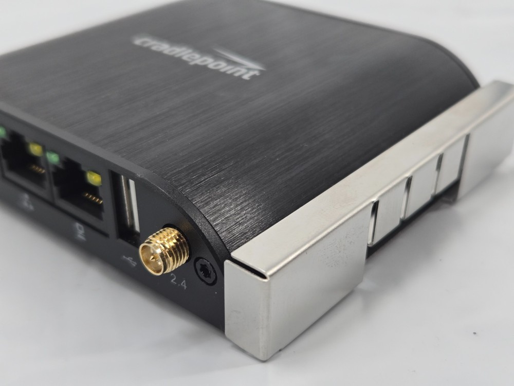 CRADLEPOINT IBR60LPE INTEGRATED BROADBAND WIRED ROUTER