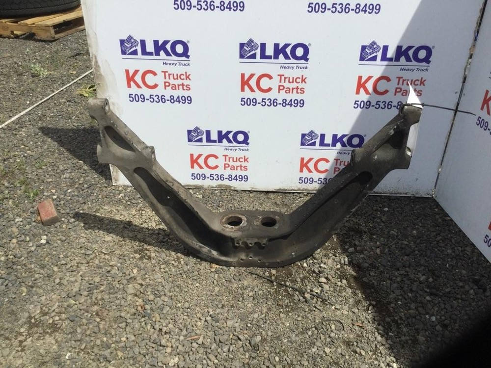 Replaces 2007 VOLVO VNL FRONT ENGINE MOUNT , WA