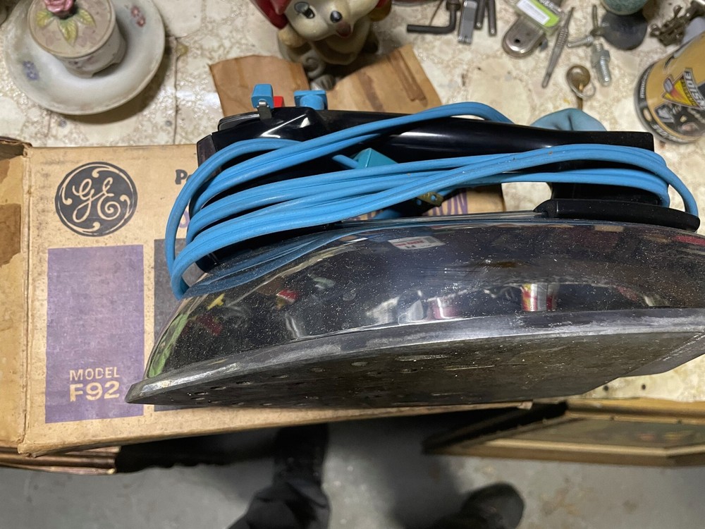 GE VINTAGE IRON MODEL F92