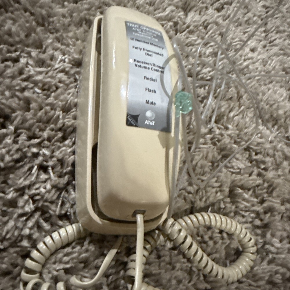 Vtg AT&T Trimline 230 Touch Tone Program Memory Telephone Volume &Ringer Control
