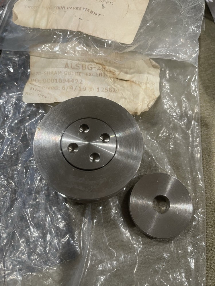Alto Sham BG-28037 Excentric Recessed Roller Door Guide.