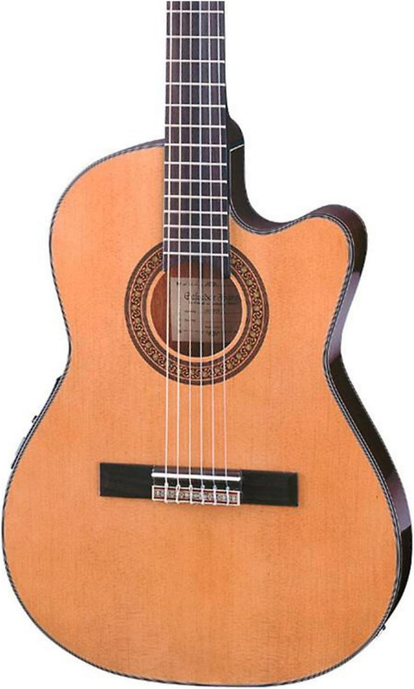 6-String Classical Guitar, Right, Natural
