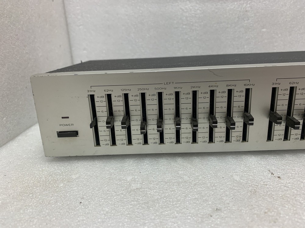 Vintage Realistic 10 Band Stereo Frequency Equalizer EQ Model 31-2008 Working