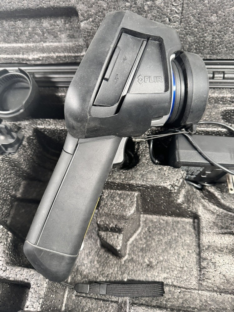 FLIR E30BX Compact Thermal Camera 160x120IR Res