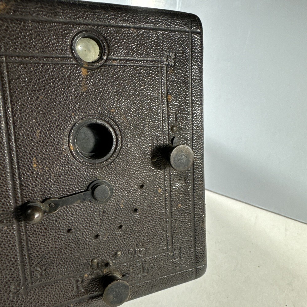 Murer's Express Newness Model A Falling Plate Box Camera - Rare Working Complete