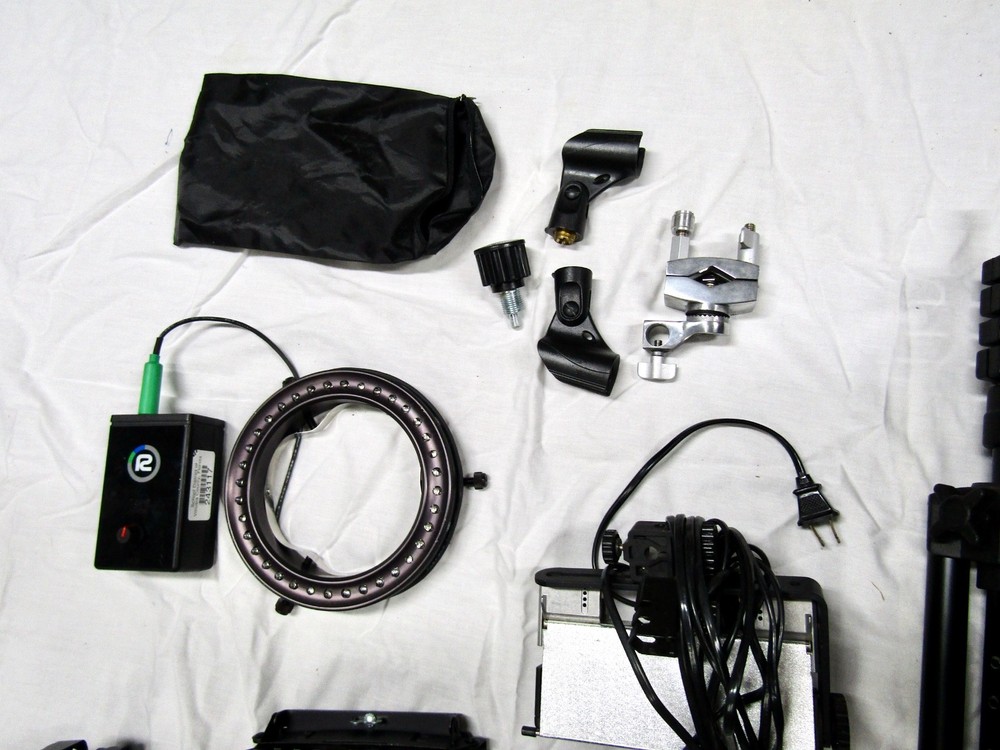 Lowel Omni Light, V-Light, Ring Light & Tripods Studio/Video Lighting Kit