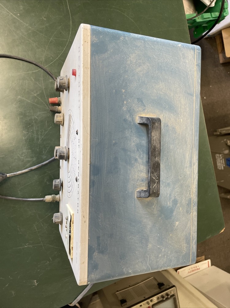 Heathkit IG-5242 RF Signal Generator Untested