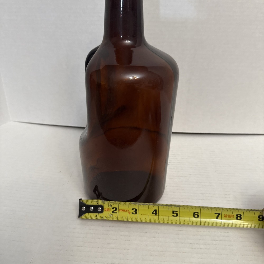 Hiram Walker Canada Whiskey Amber Liquor Bottle handle 1976 Empty