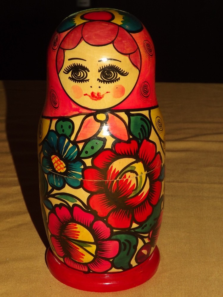 VINTAGE TOY 8 1/2" HIGH NESTING DOLLS