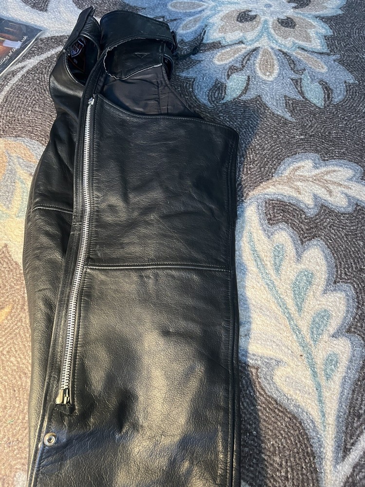 Interstate Leather Men's Leather Motorcycle Chaps Size Large Clean