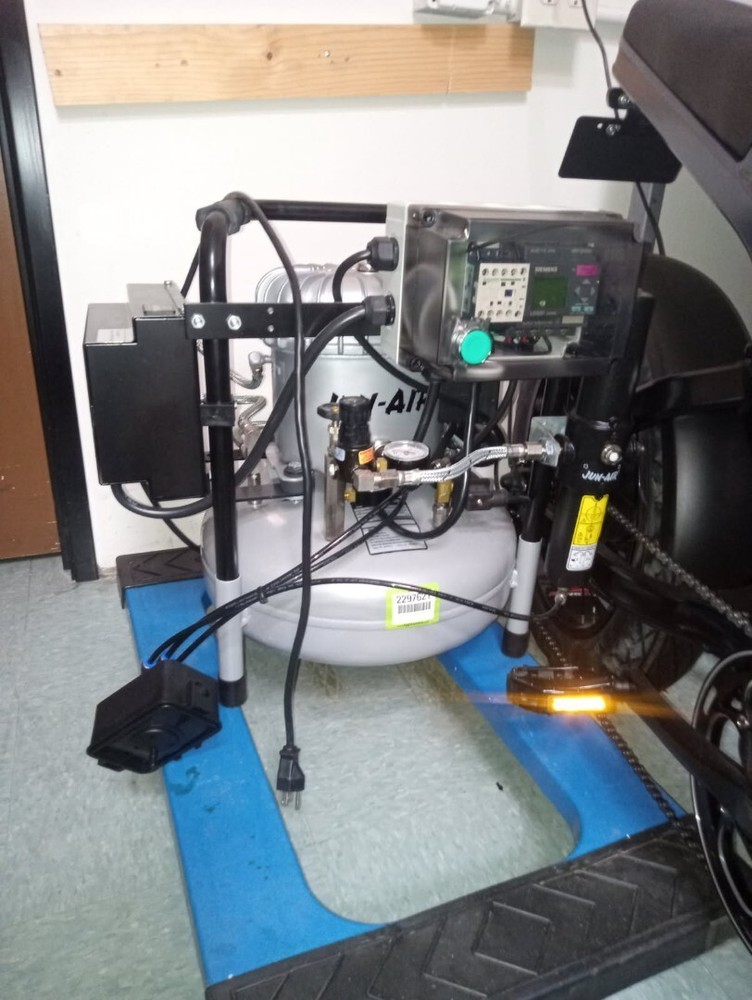 JUN Air Quiet Compressor - used