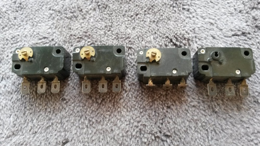 4x CHERRY MICRO SWITCH CHANGEOVER BUTTON 1xUM Low Pressure Required