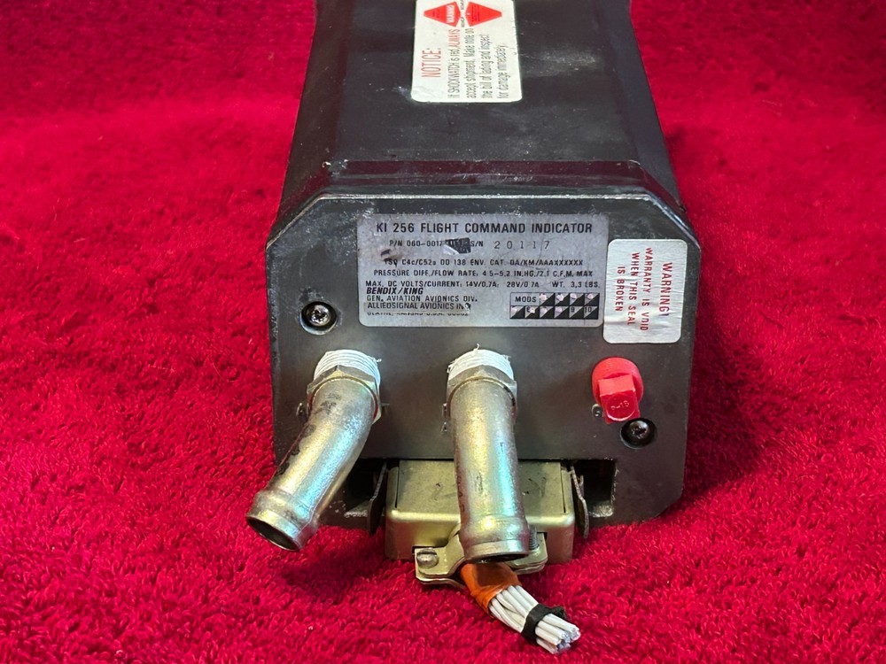 BENDIX/KING KI 256 FLIGHT COMMAND INDICATOR P/N 060-0017-01 WITH CONNECTOR
