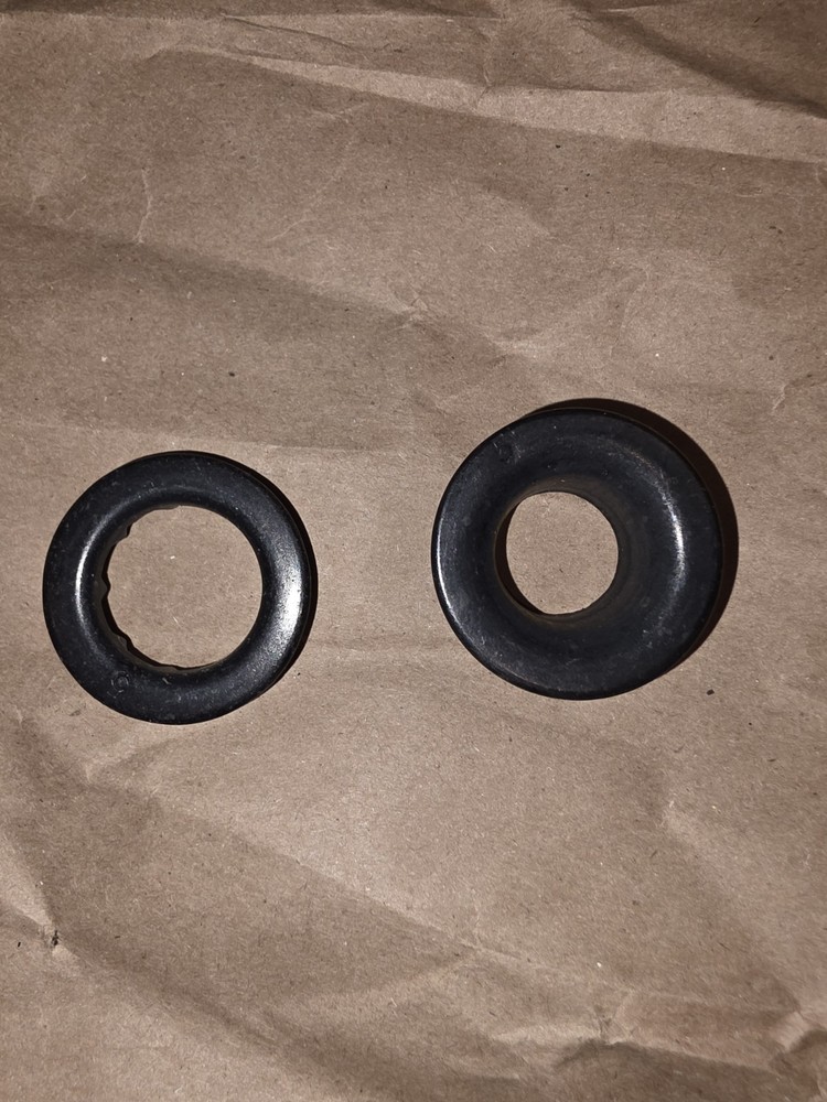 C.S. Osbourne #5 Military Grommet Kit With Tools