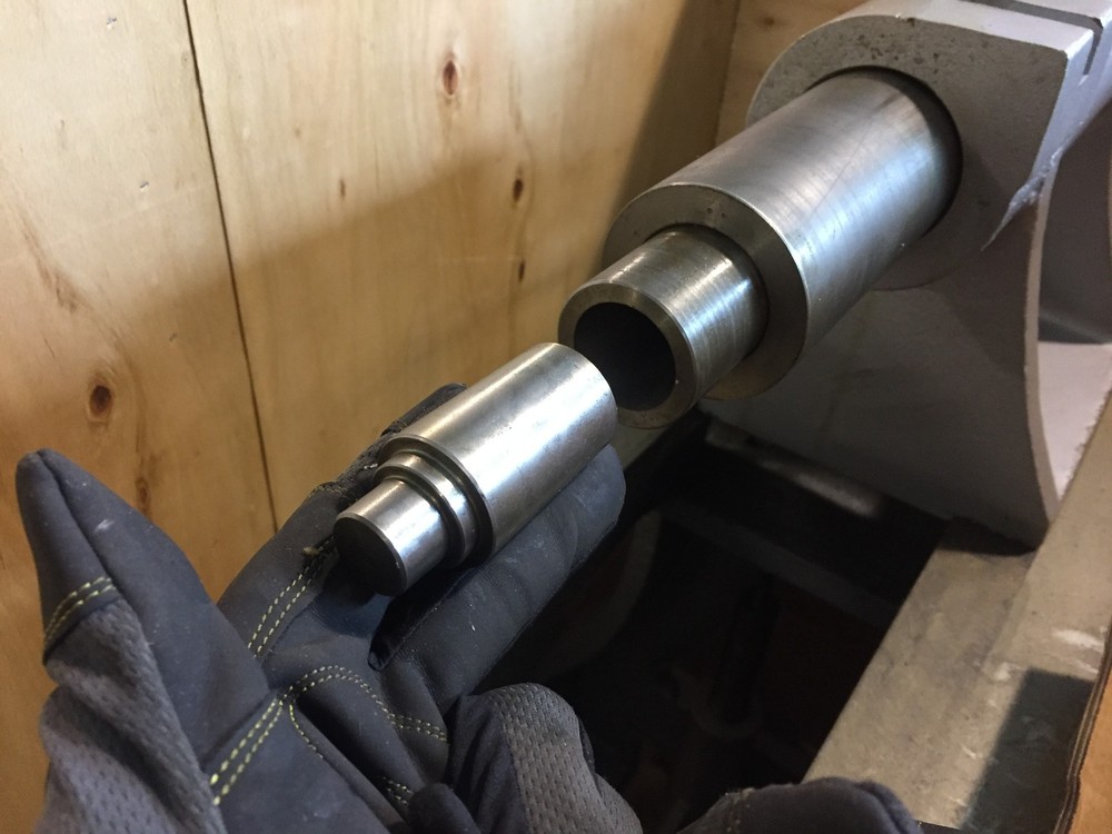 Manual metal spinning lathe