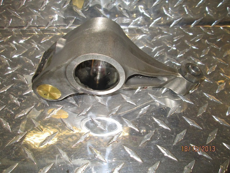 Cummins ISX Engine Valvetrain 4311990 (525-14687)