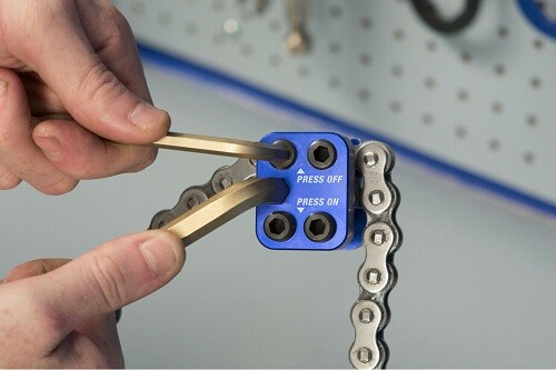 Motion Pro® Master Link Press Tool for 520, 525, and 530 Chains 08-0675