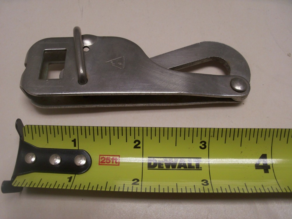 JOHNSON MARINE GATE HOOK