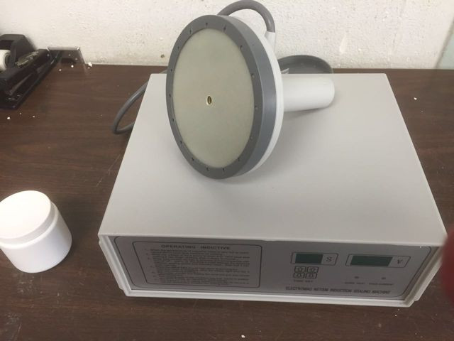 DGYF-S500C INDUCTION PLASTIC BOTTLE CAP SEALING MACHINE