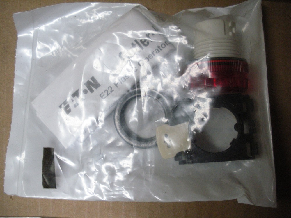 Eaton E22H2X53 22.5mm 48v LED pilot light indicator red 10 available