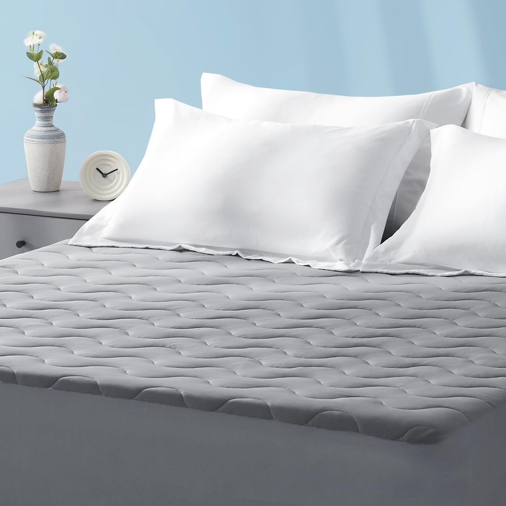 Cooling Mattress Protector Full, Waterproof Bedding Pad for Hot Sleepers, Sof...