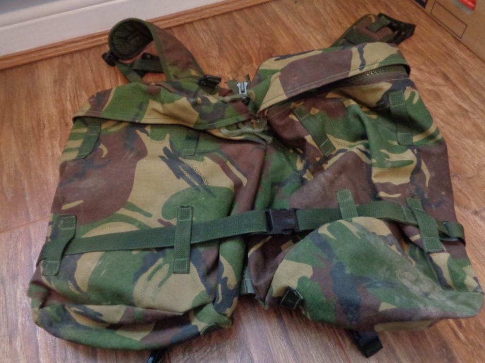 dpm bergen side pouches and yoke