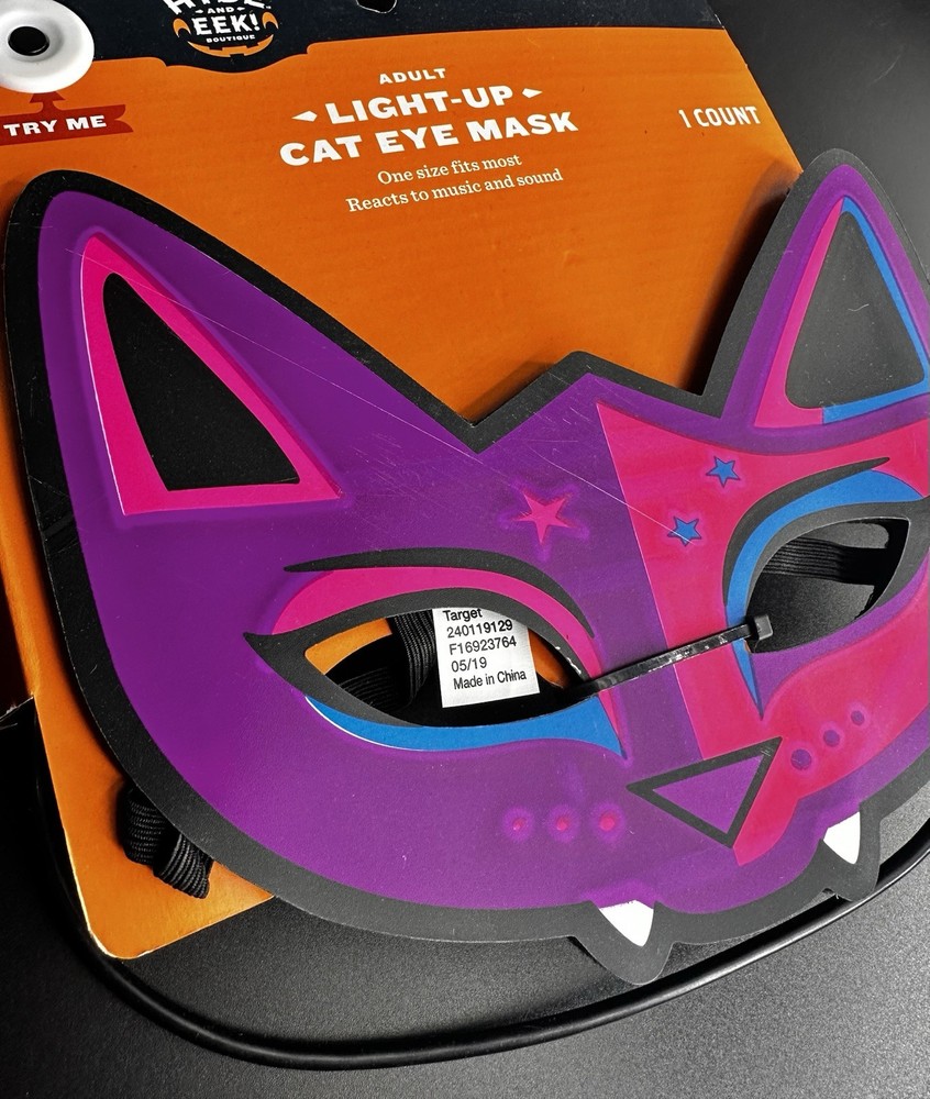 Hyde & Eek! Boutique Light-Up LED Cat Eye Mask