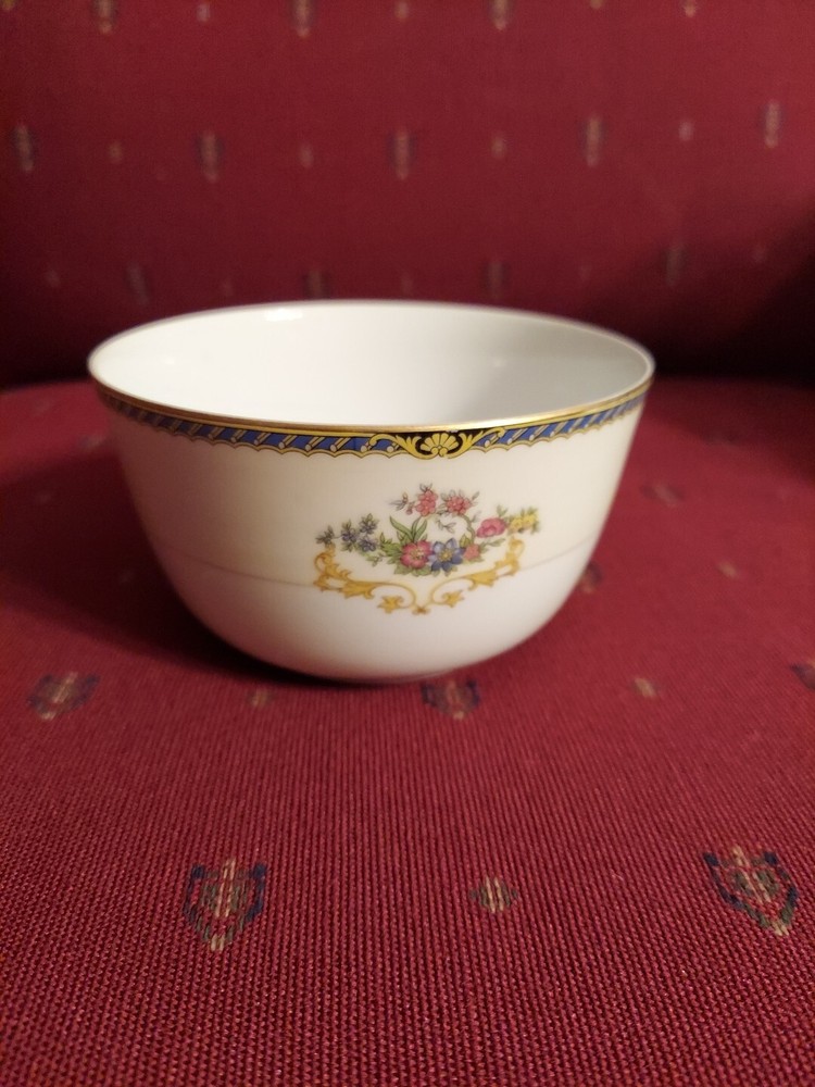 Noritake Romance Fruit / Berry Bowl