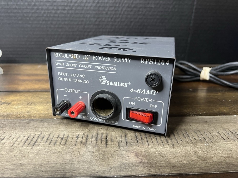Samlex Regulated DC Power Supply RPS1204 13.8V 4-6 Amp Testing Unit