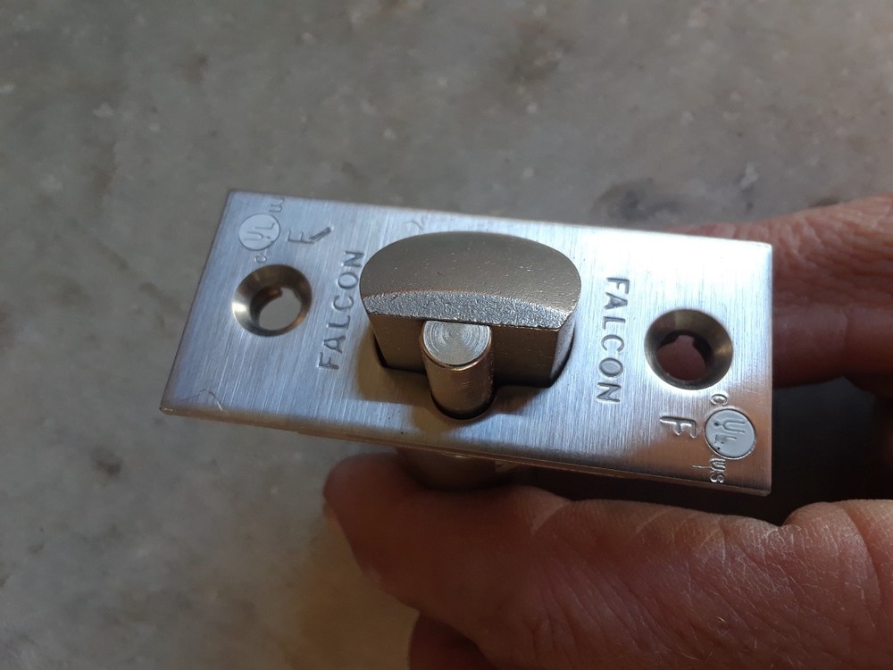 falcon single point latch