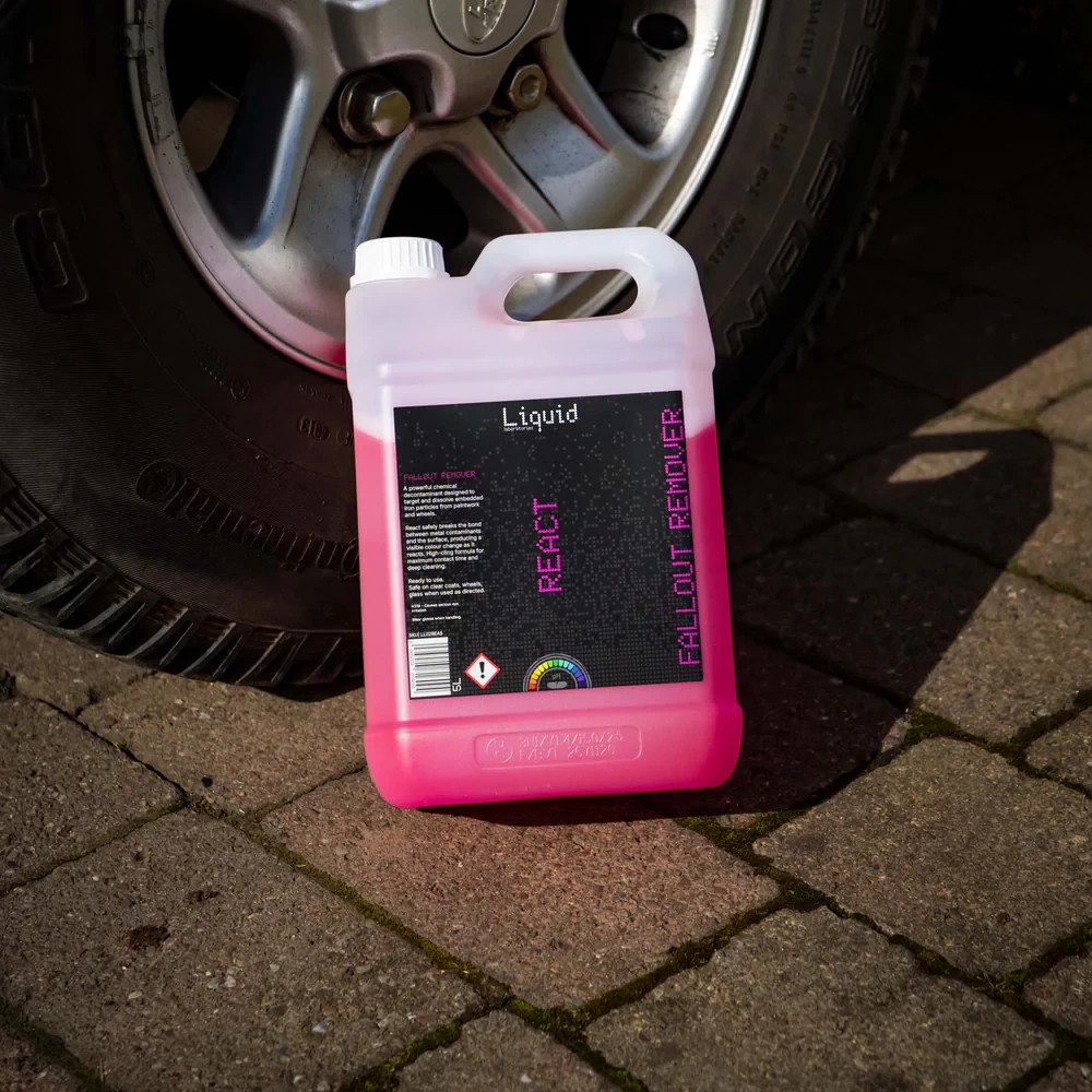 Liquid Laboratories - React |5 Litre |Fallout Remover |Iron|Deep Decontamination