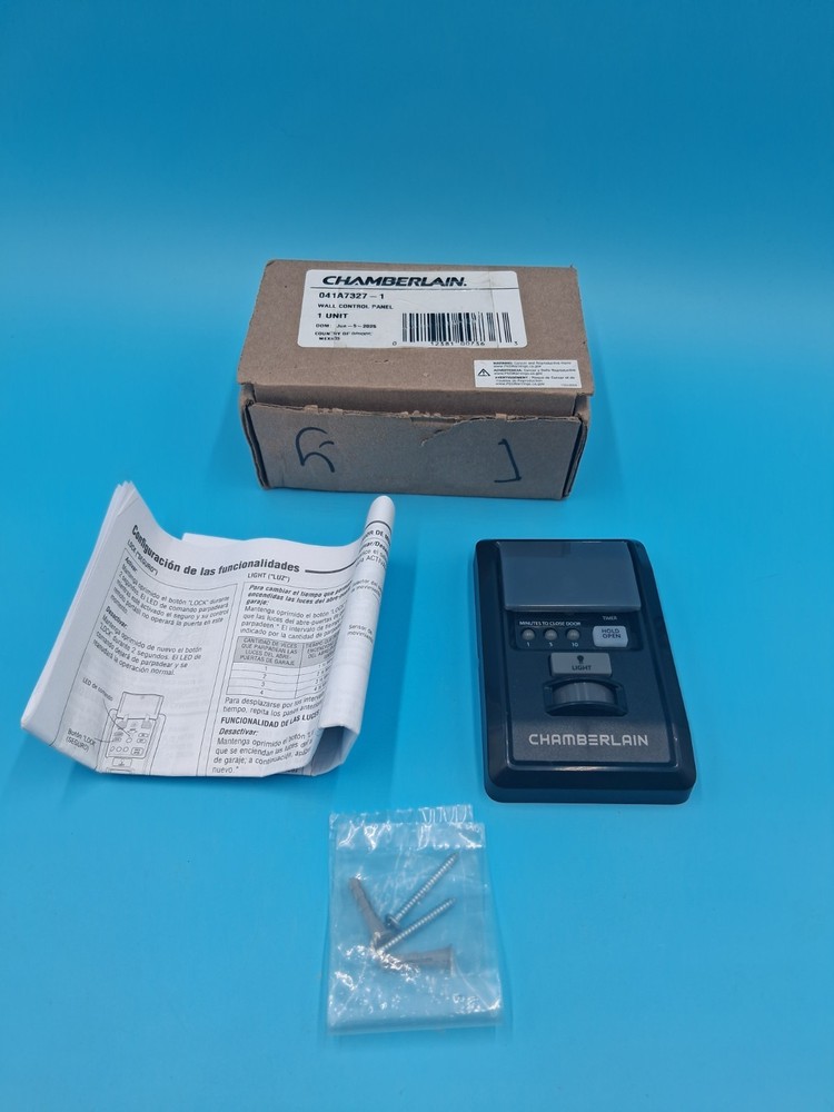 Chamberlain 41A7327-1 Motion Detecting Wall Control Console Security 2.0 TTC