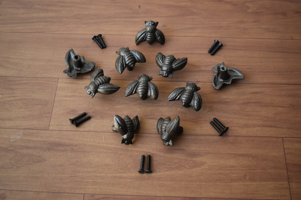 Iron door knobs cast cabinet bee drawer handles pull rustic hardwar 10 pcs