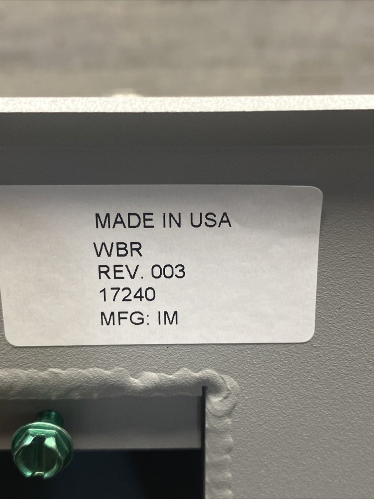 New EDWARDS WBR Wall Bracket/Support Mont 17250