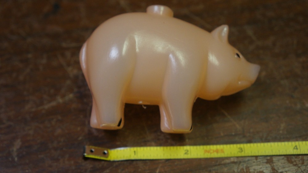 8 Plastic Pig String Light Set Party Decoration no light strings pigs only 3"