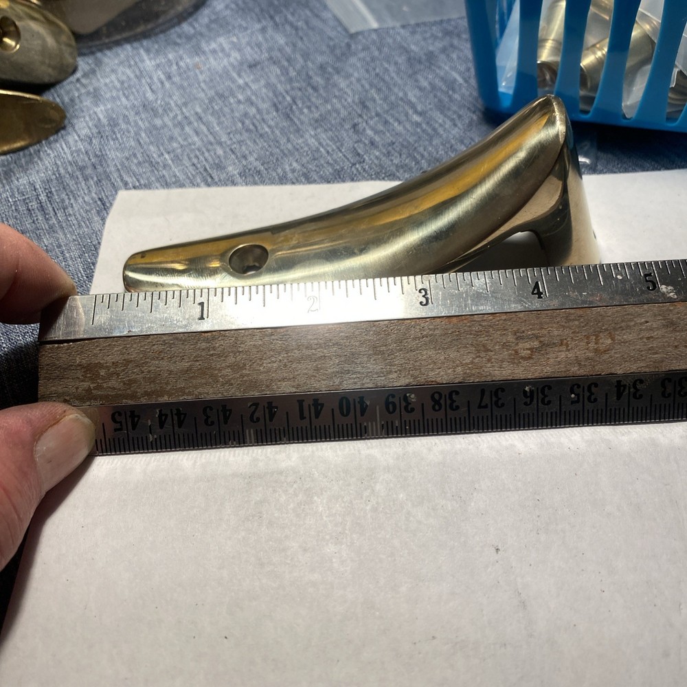 Thompson Center arms Hawkins Muzzleloader Butt Plate with Screws. (Size Below)