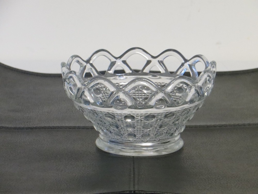 Cut Glass Eyelet Round 5" Candy Dish Bowl
