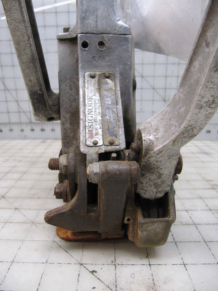 *As-Is Needs Work* Signode Strapping Tool AM-58 5/8"