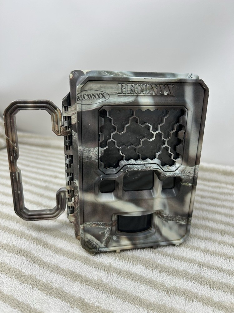 Used Reconyx HC500 Hyperfire Semi-Covert IR Trail Camera - Works Great!