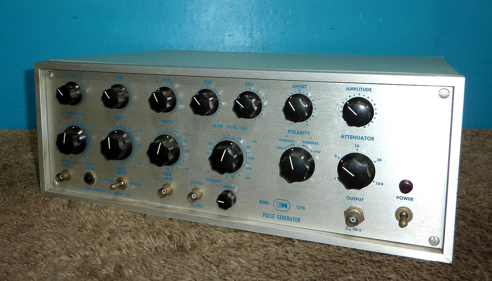 E-H Research Labs Model 139B Pulse Generator