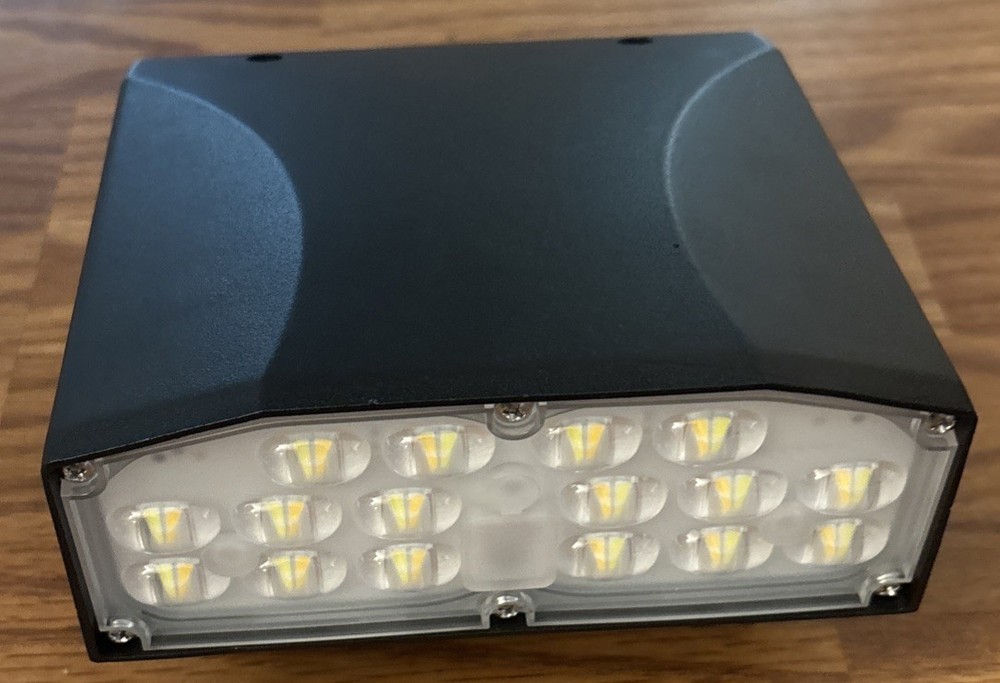 Garrini 30W Dusk to Dawn LED Wall Pack Security Light w/ Adjustable CCT & Power