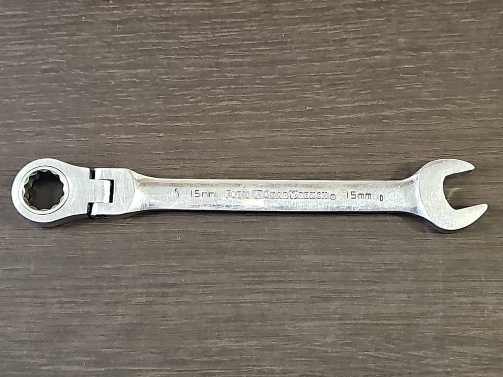 GearWrench 15mm -Code D- Flex Head 12 Point Ratcheting Combination Wrench