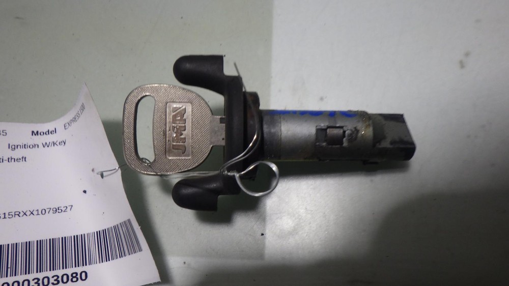 99 CHEVROLET EXPRESS 1500 VAN Ignition W/Key