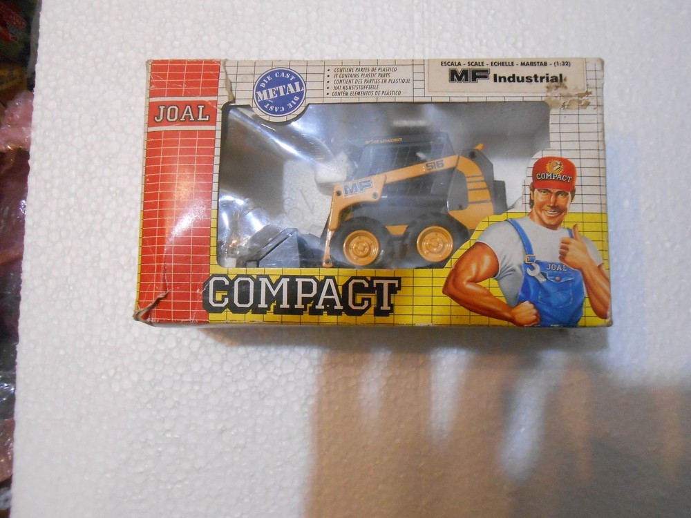 JOAL 1/32 MF 516 SKID LOADER  COMPACT