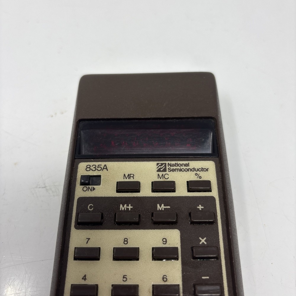Natuonal Semiconductor 835A Calculator