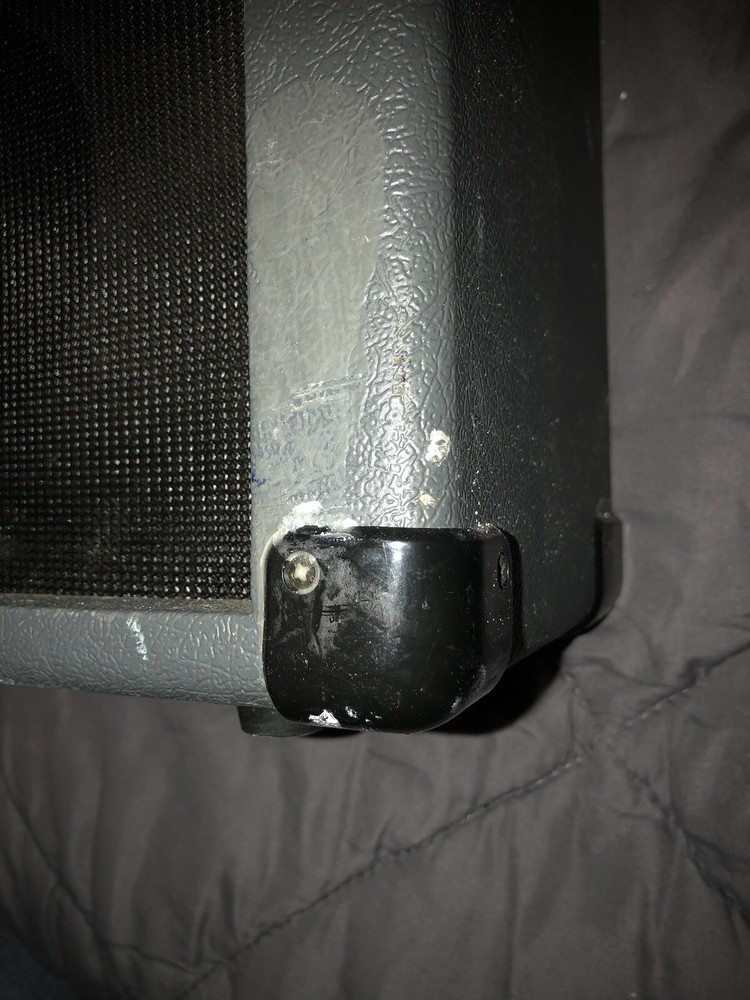 Rocket 10 Lead Amplifier - Grey - used (some cables in listing)