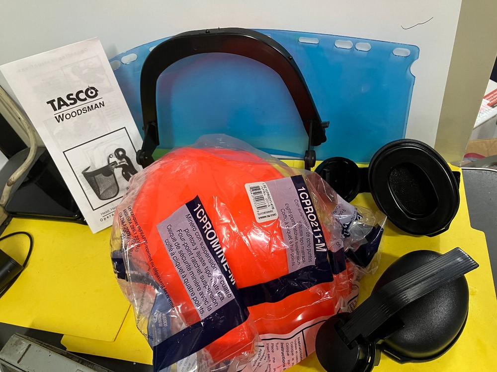 Tasco Woodsman Hardhat Model 6001