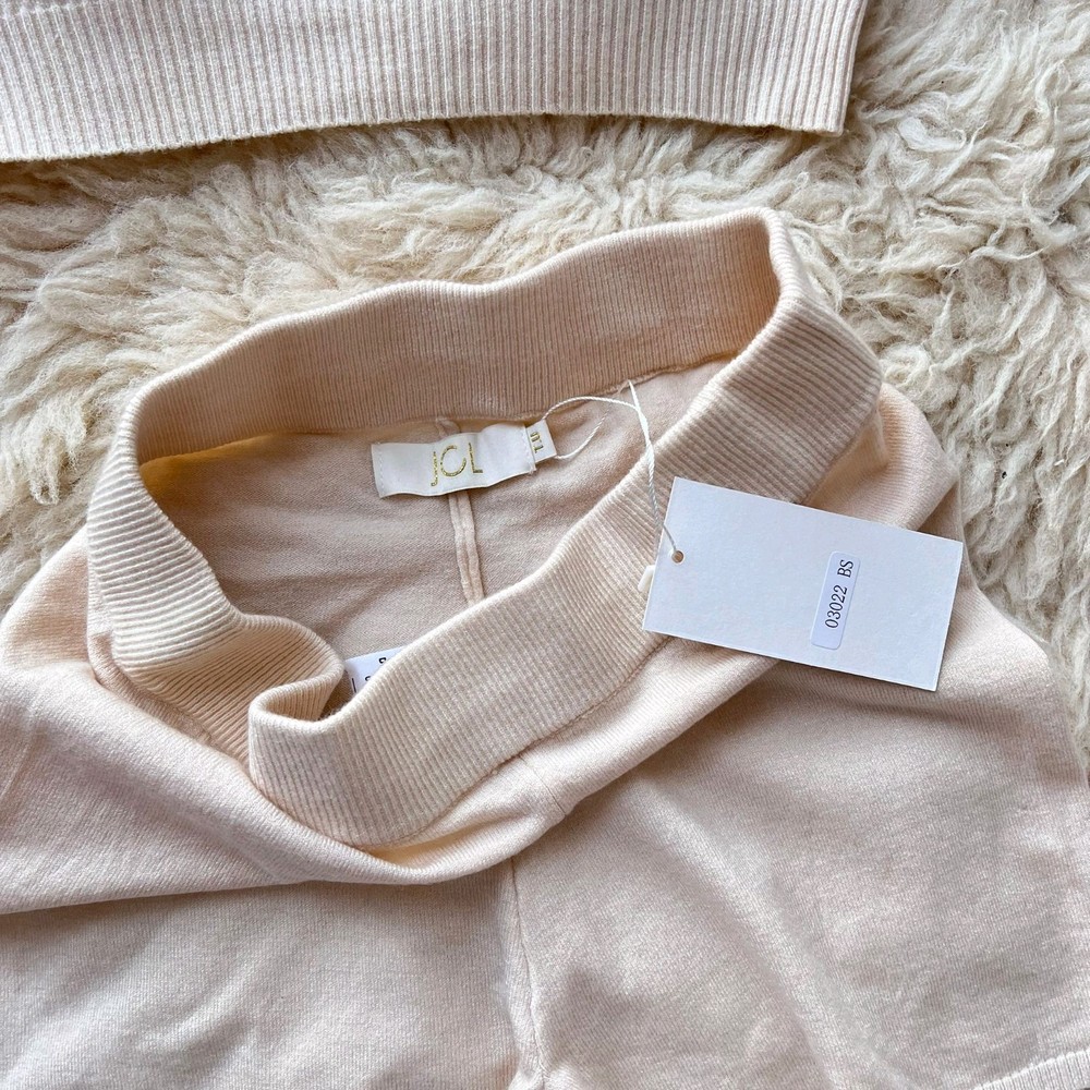 BNWT JCL