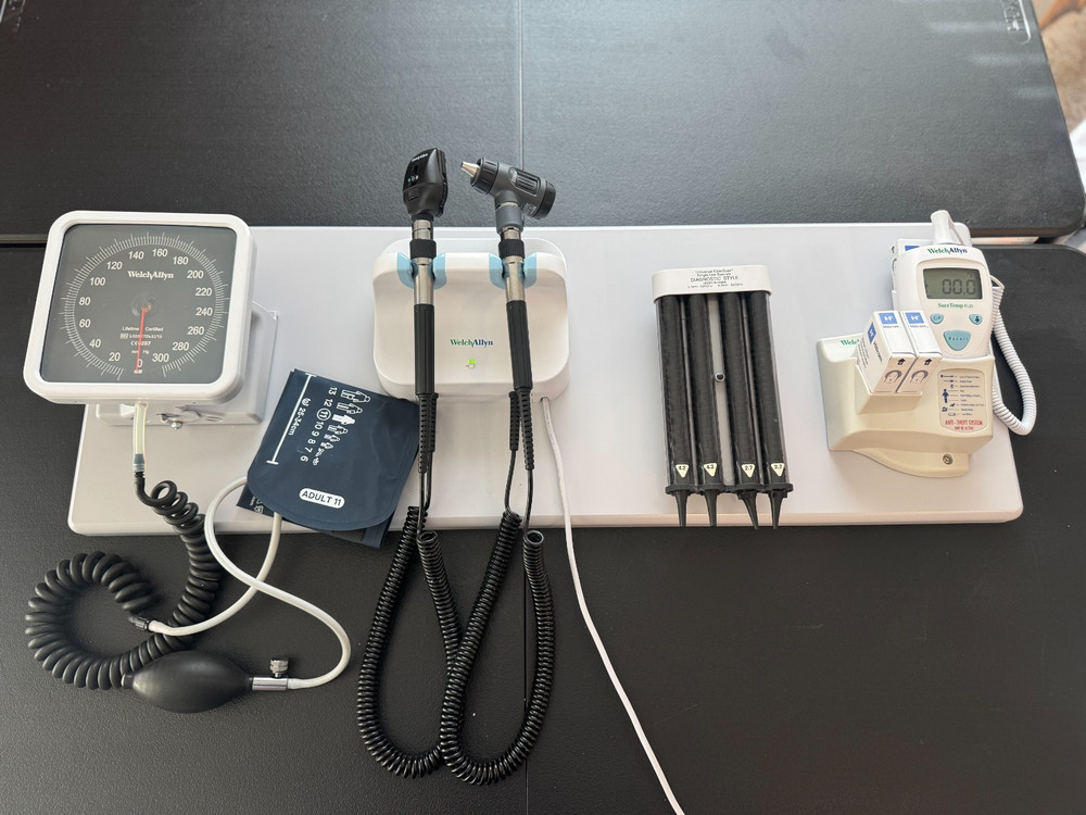 Welch Allyn 777 Diagnostic Wall System – Complete Setup, Tested & Patient Ready