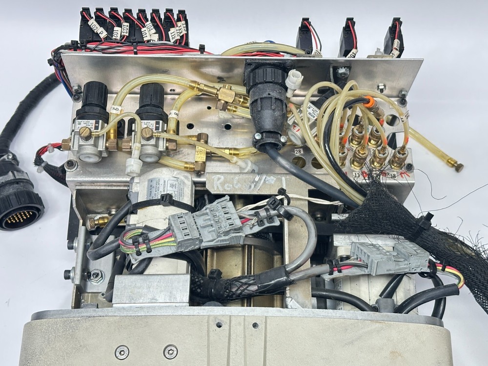 Adept Technologies 30451-51000 Adept Z Theta Robot Arm w/ Multi-Stage Gripper